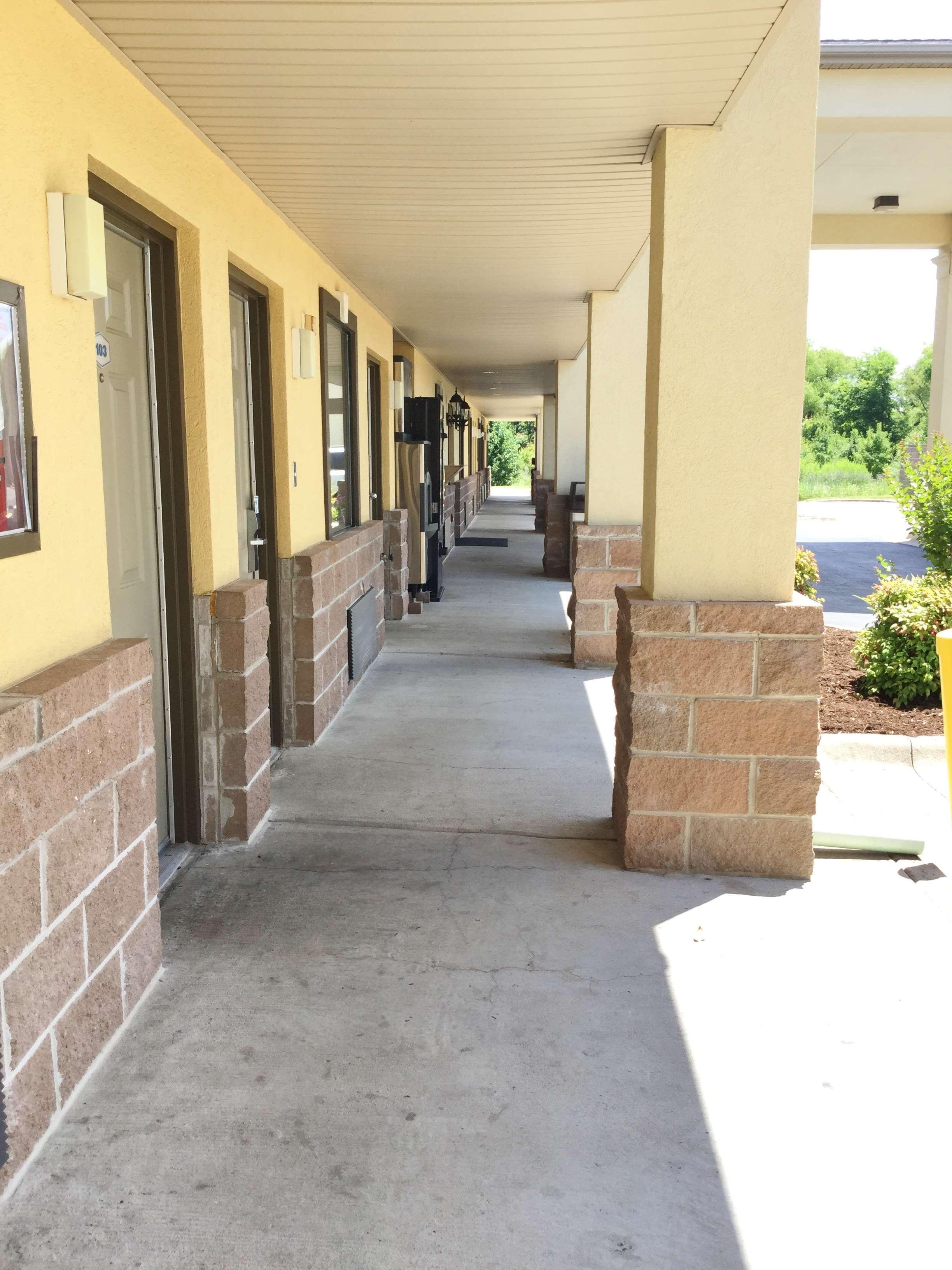 Americas Best Value Inn And Suites Little Rock Exteriör bild