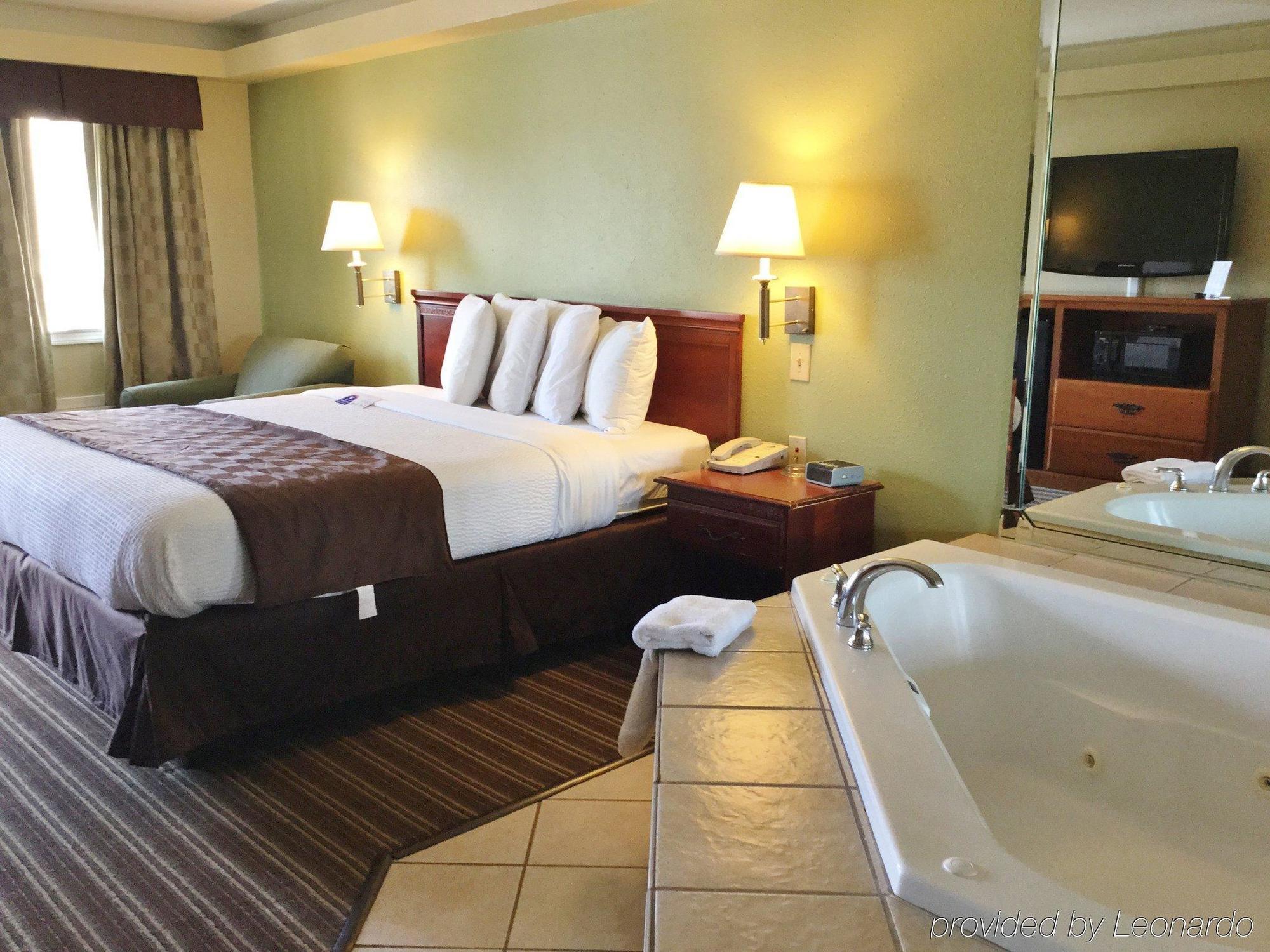 Americas Best Value Inn And Suites Little Rock Exteriör bild